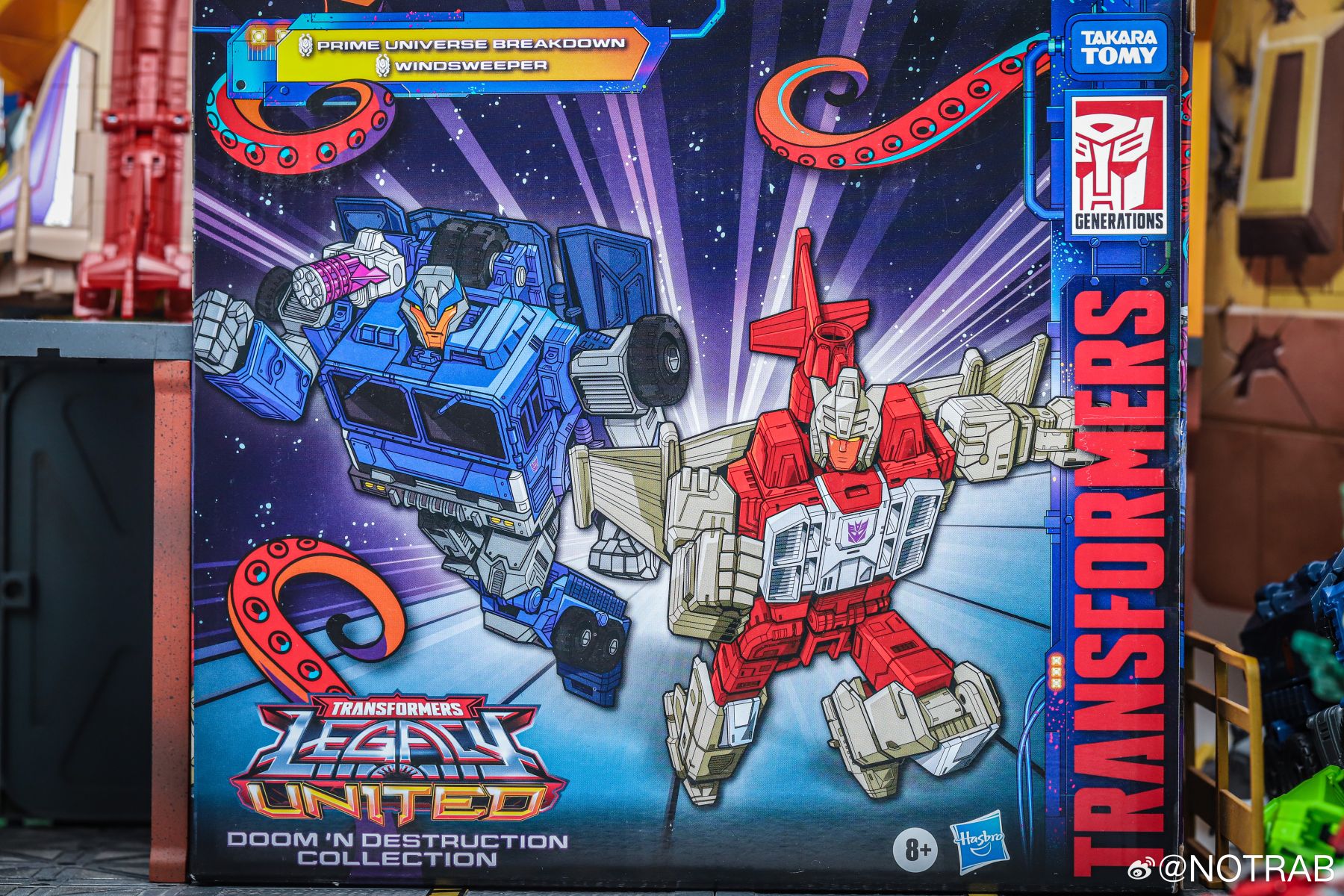 United Breakdown & Windsweeper Doom N' Destruction In-hand